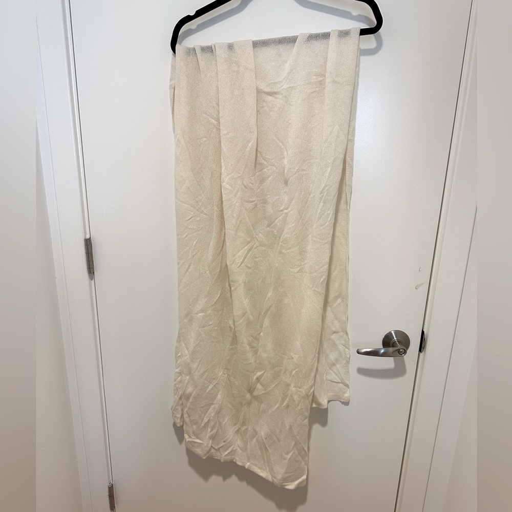 NWT J.McLaughlin Aubree 100% Off-White Cashmere Scarf